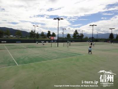 南長野運動公園テニスコート